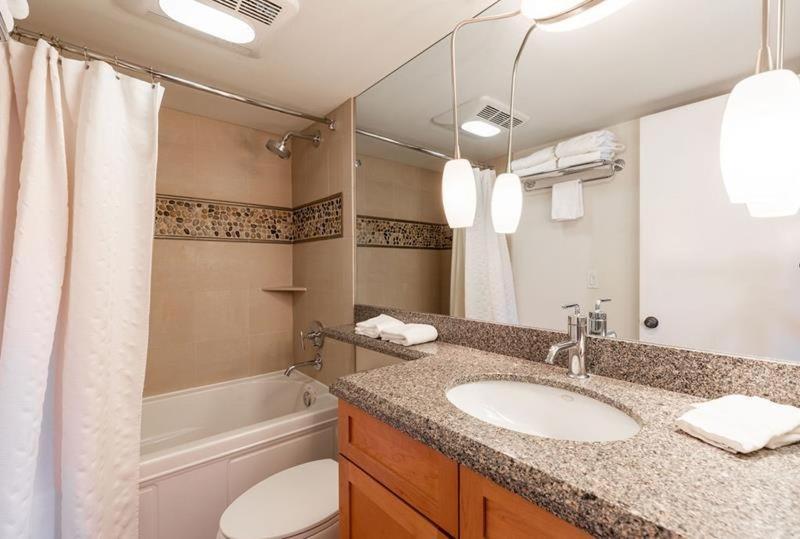 Village Center Condos 베일 객실 사진
